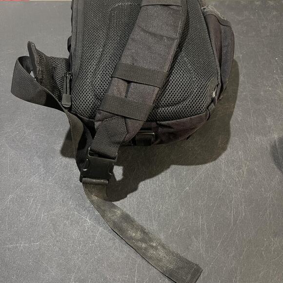 Fieldline Pro Series Tactical Backpack Black Small MOLLE Utility Outdoor Bag - Picture 4 of 15